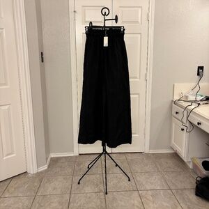 Basin + Range Nylon High-Waist Wide Leg Pants – Black – Size Medium – NWT